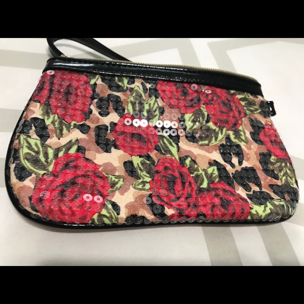 Betsey Johnson wristlet - Picture 3 of 5